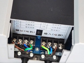 風(fēng)彩220V永磁電機(jī) 2022款驅(qū)動(dòng)器安裝使用規(guī)范